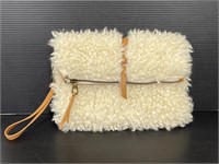 Universal Thread faux sherpa hand bag