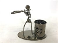 Metal pen holder office sculpture