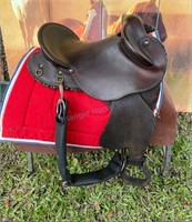 Used Condition Southern Cross Fender Saddle