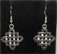 Chinese Infinity Knot Earrings