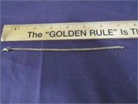 Gold Rope Bracelet 7" L Clasp Needs Repair