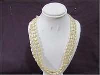 Pearl Necklace 18" (Clasp Needs Repair)