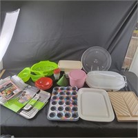 Plastic Storage Containers,  Strainers, Muffin