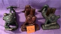 43 - NEW WMC TRIO OF READING FROGS (G72) 14"