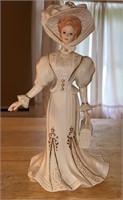 1995 Lenox Grand Voyage Porcelain Figurine