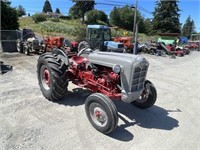 Ford 861 Tractor