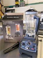 NEW COMMERCIAL C/T BLENDER WITH BLACK BASE IN BOX
