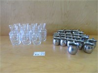 10 GLASS CARAFS - 30 S/S ASSORTED CREAMER CUPS