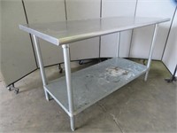 5' S/S 2 TIER WORK TABLE APPROX. 5' X 2.5' X 3'