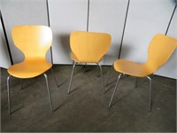 8 ANT CHAIRS WITH METAL LEGS