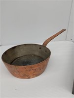 Hammered copper 8.5 x 3 skillet/pan