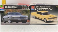 2-PLASTIC MODEL'66 BUICK RIVIERA-'67 MERCURY COMET