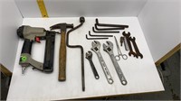 16PC. MISC.TOOLS INCLUDS PORTER CABLE BRAD NAILER