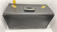 BLACK CARRYING CASE 10X13X22 IN FAIR CONDITION