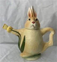 Decorative Rabbit Teapot