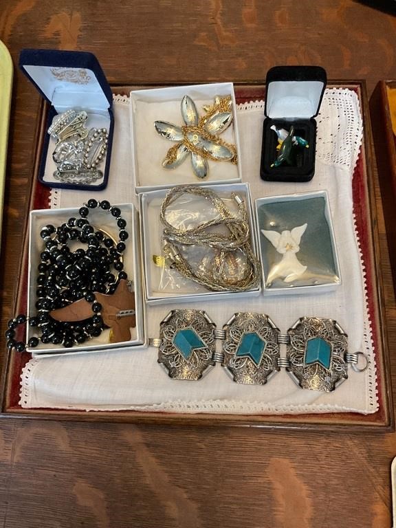 July Jewelry Auction