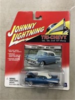 NIP Johnny Lighting 57 Chevy 2001