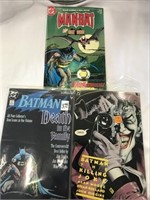 Book & (3) Comics Batman 1984