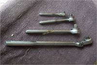 4 Craftsman Ratchets- 1 with Univeral Head