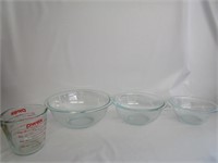 Pyrex Bowls And Measure Cup Set