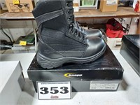 NEW Size 7 Tactical Boots