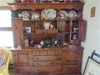 Large Pine Sideboard w/Hutch: Contents Not Include