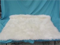 White Faux Fur Rug 47" x 29"