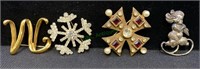 Lot of four vintage signed brooches - Van S,