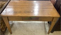 Antique pinewood country table with one center