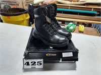 NEW 8.5 Tactical Boots