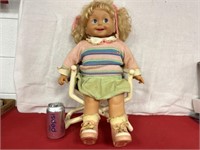 1986 Playmates Cricket with Chair