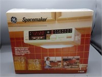 GE Spacemaker AM/FM Multi-Functional Clock