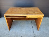 AMH2198 Wood Desk With 2 Drawers