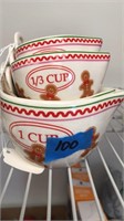NEW Gingerbread man measuring cups set