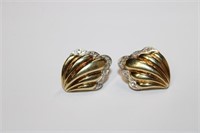 Heavy 14k yellow gold Diamond Earrings
