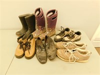 Shoes / Boots - Various Styles / Sizes