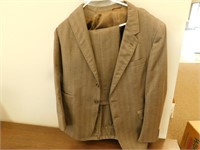 Men's Grey Wool Suit - Size 38