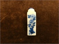 Chinese Snuff Bottle Blue/White Porcelain
