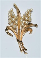 Vintage Signed Crowned Trifari Pearl Spray Pin