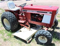IH 184 Tractor