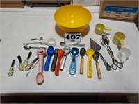 vintage ice cream scoops & kitchen items