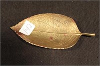 Vintage Solid Brass Leaf Trinket / Ring Dish