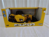 1/16 Scale Cat  Telehandler