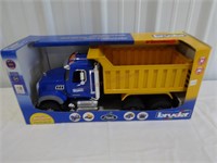 1/16 Scale Mack Truck Dump Truck