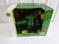 1/16 Scale John Deere 9530 Tracor & JD 2700 Ripper