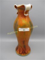 Imperial Freehand 9" Heart & Vine tri-lobed vase