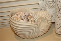 Beatiful Seashell Filled W/Small Seashells