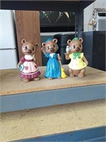 3 teddy bear trinkets