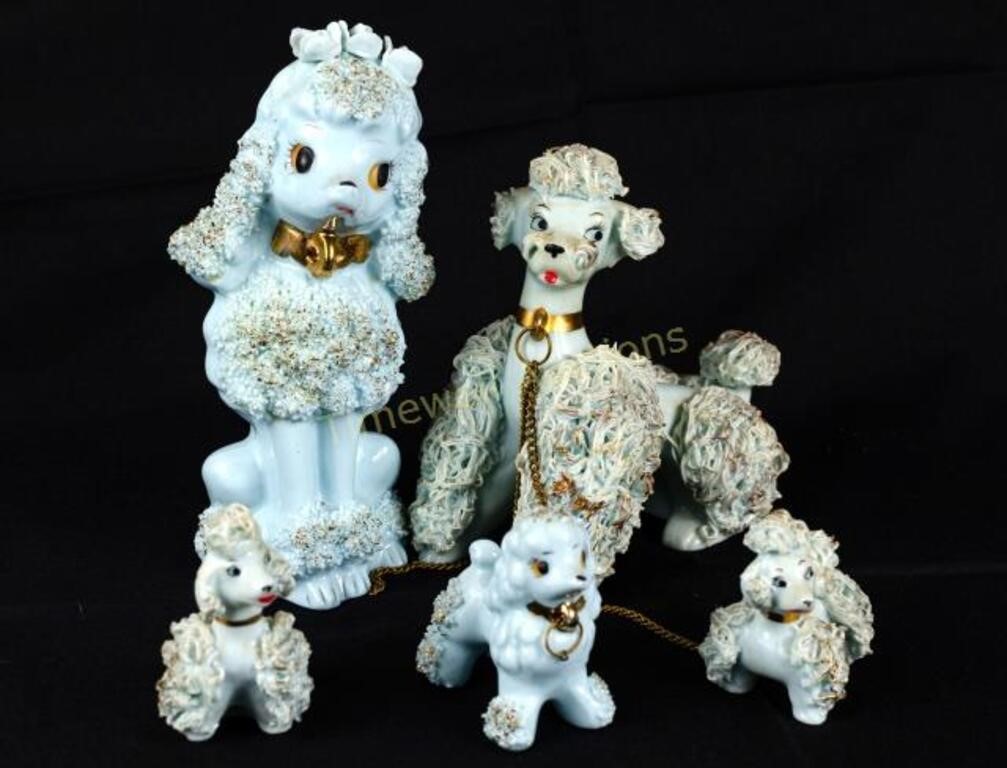 Fine Porcelain, Vases and Collectibles