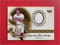 UD Legends Johnny Bench Game Used Jersey Card